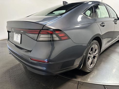 Certified 2023 Honda Accord EX image 14