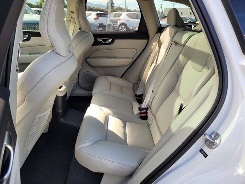 Certified 2024 Volvo XC60 T8 Ultimate w/ Protection Package Premier image 12