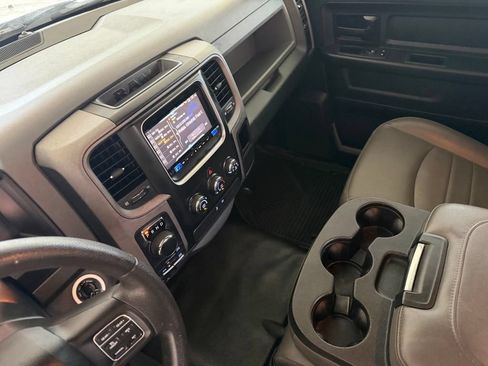 Used 2018 RAM 1500 Tradesman AWD/4WD image 46