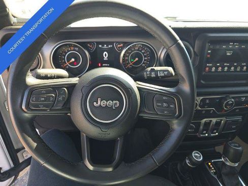 Certified 2022 Jeep Wrangler Sport AWD/4WD image 12