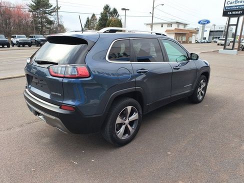 Used 2019 Jeep Cherokee Limited w/ Trailer Tow Group AWD/4WD image 8