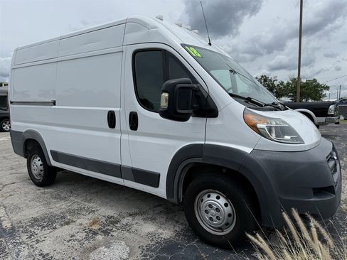 Used 2018 RAM ProMaster 2500 w/ Mopar Trailer Tow Group FWD image 3