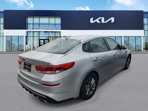 Used 2019 Kia Optima LX FWD image 3