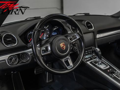 Used 2017 Porsche 718 Boxster S image 32