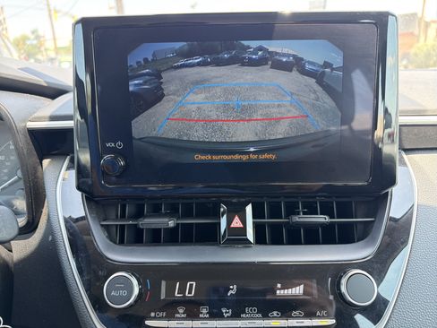Used 2024 Toyota Corolla LE FWD image 18