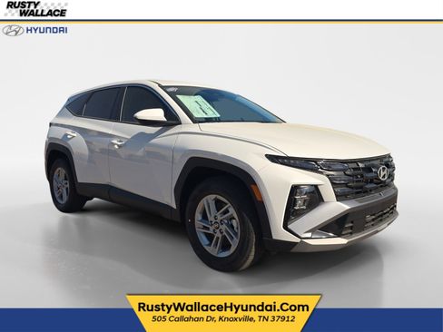 New 2026 Hyundai Tucson SE FWD image 1