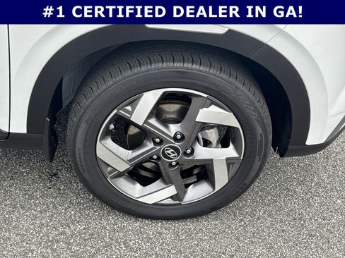 Certified 2025 Hyundai Venue Limited image 12