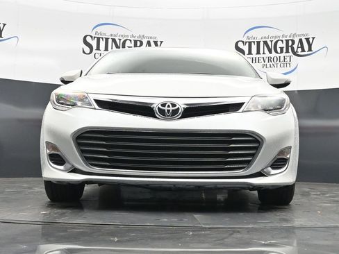 Used 2014 Toyota Avalon XLE FWD image 27
