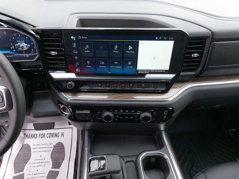 Used 2024 Chevrolet Silverado 1500 LT Trail Boss w/ Convenience Package II image 19