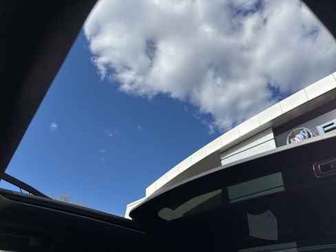 Used 2025 Volvo XC90 B6 Ultra image 36