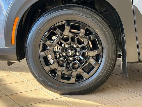 New 2026 Mitsubishi Outlander image 26