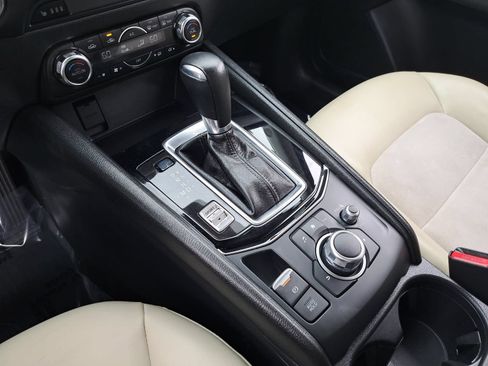 Used 2018 MAZDA CX-5 Touring FWD image 28