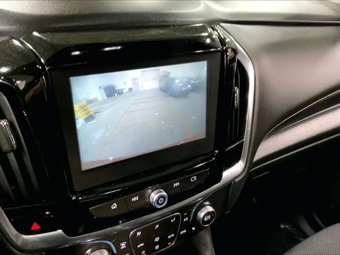 Used 2018 Chevrolet Traverse LT AWD/4WD image 27