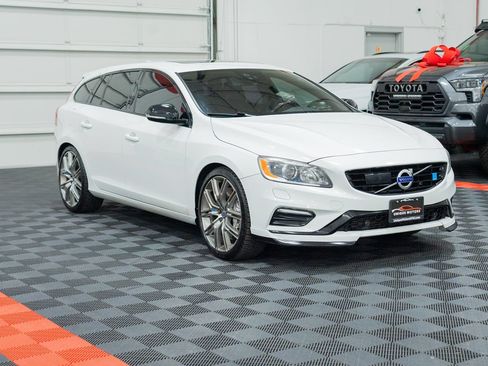 Used 2017 Volvo V60 T6 Polestar AWD/4WD image 13