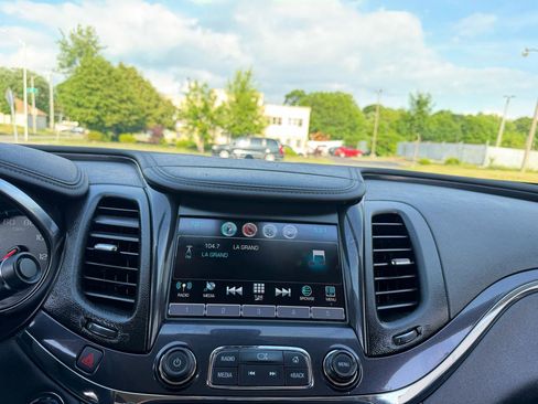 Used 2020 Chevrolet Impala Premier FWD image 12