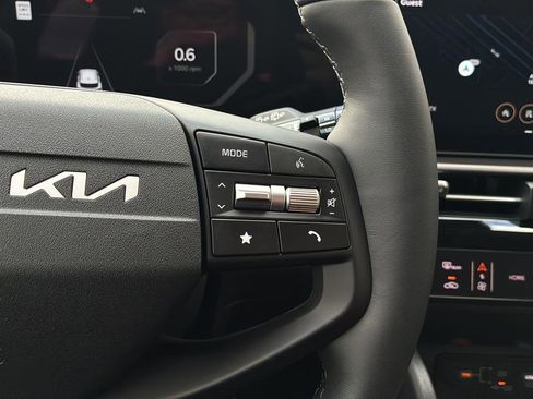 New 2026 Kia Sportage SX image 28