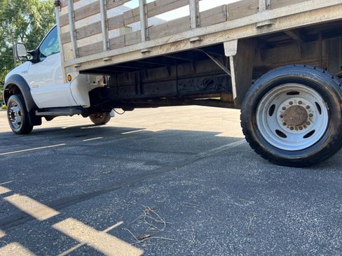 Used 2006 Ford F450 2WD Regular Cab Super Duty image 24