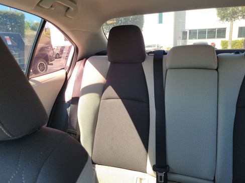 Used 2023 Toyota Corolla LE image 20