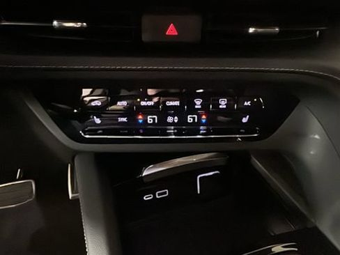 Used 2023 Buick Envision Preferred w/ Sport Touring Package AWD/4WD image 22