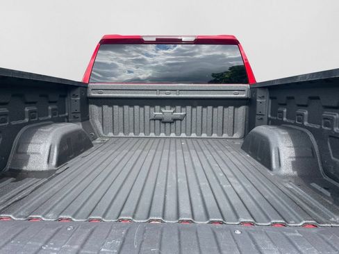 Used 2023 Chevrolet Silverado 1500 LT AWD/4WD image 14