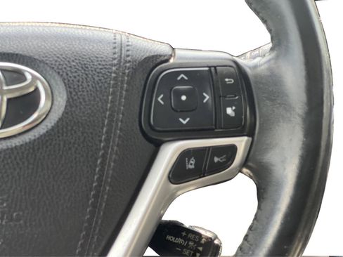 Used 2019 Toyota Highlander Limited AWD/4WD image 20
