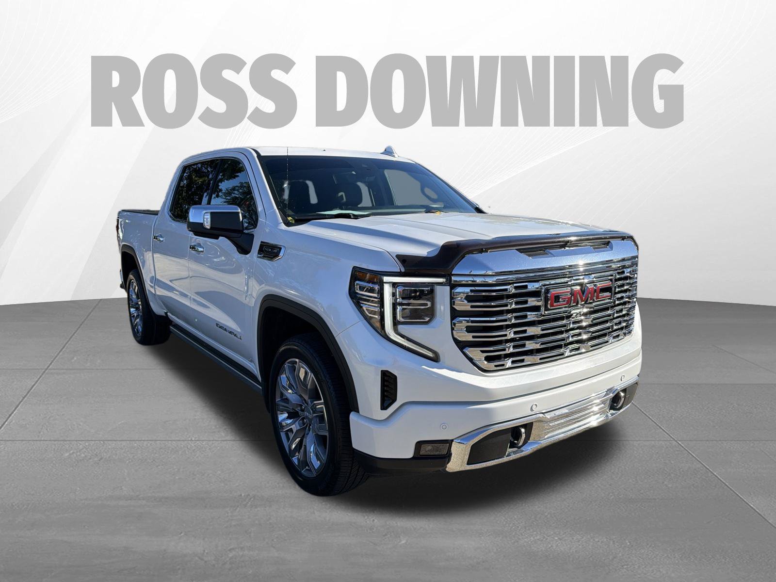 Used 2023 GMC Sierra 1500 Denali w/ Denali Reserve Package AWD/4WD image 3