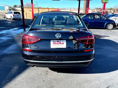 Used 2018 Volkswagen Passat 2.0T S FWD image 4