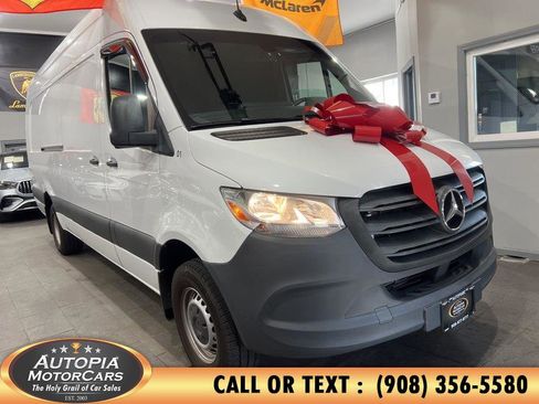 Used 2022 Mercedes-Benz Sprinter 3500 image 29