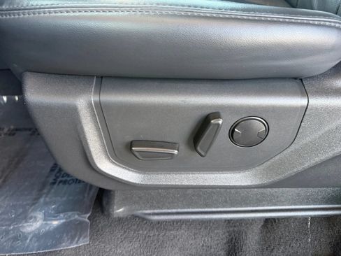 Used 2024 Ford Expedition Max XLT AWD/4WD image 17