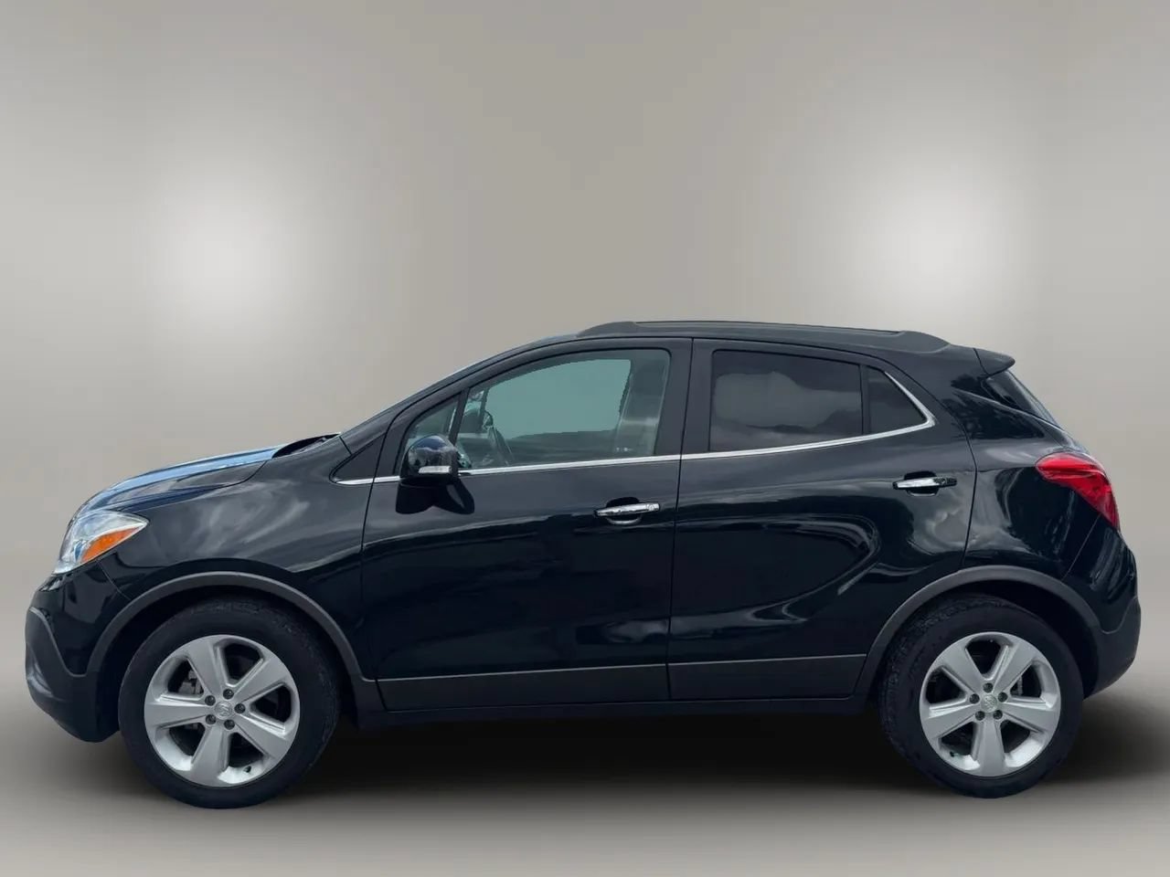 Used 2016 Buick Encore FWD image 4