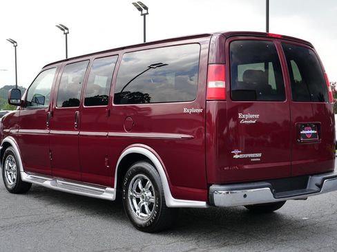 Used 2014 Chevrolet Express 1500 RWD image 7
