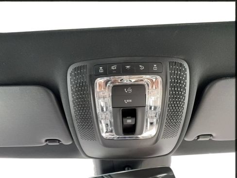 Used 2025 Mercedes-Benz CLA 250 image 49