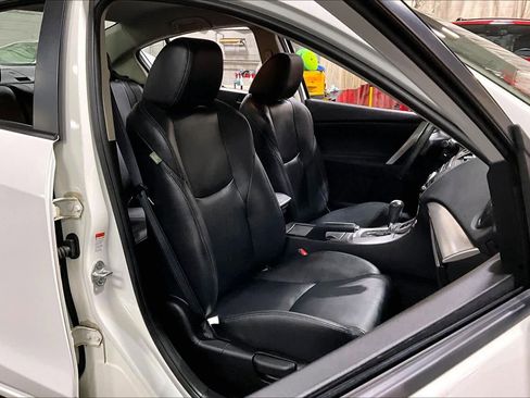 Used 2010 MAZDA MAZDA3 s Grand Touring image 8