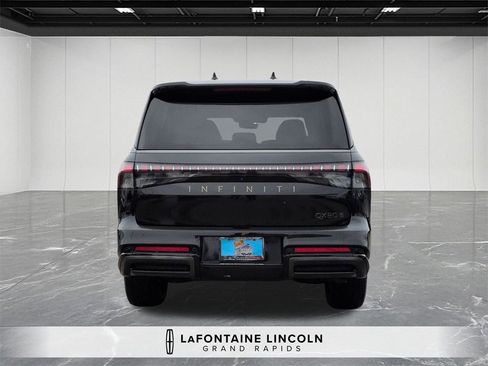 Used 2025 INFINITI QX80 Autograph image 4