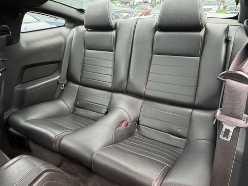 Used 2011 Ford Mustang Premium w/ 202A Rapid Spec Order Code RWD image 15
