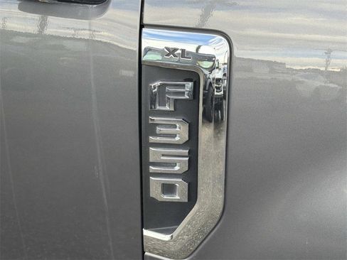 Used 2021 Ford F350 XL w/ Power Equipment Group image 23