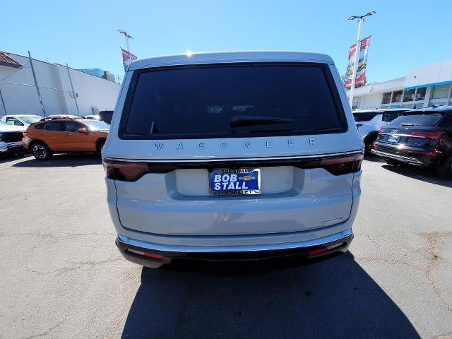 Used 2022 Jeep Wagoneer Series II RWD image 7