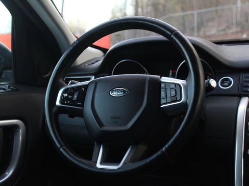 Used 2017 Land Rover Discovery Sport SE AWD/4WD image 20