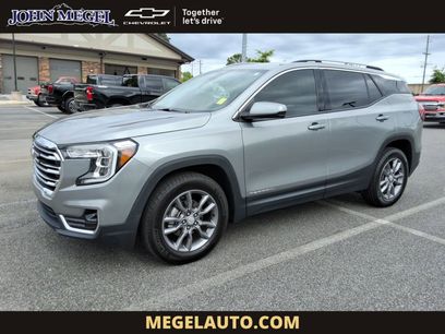 Used 2024 GMC Terrain SLT w/ Infotainment Package II