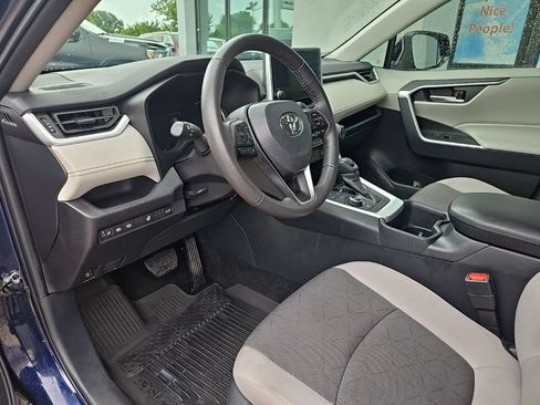 Used 2025 Toyota RAV4 XLE w/ Convenience Package AWD/4WD image 34
