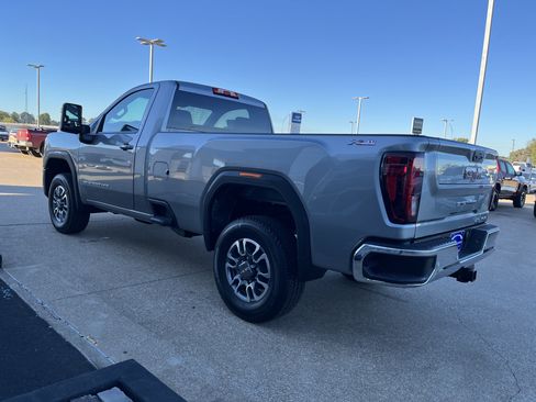 New 2026 GMC Sierra 2500 SLE w/ SLE Convenience Package image 4