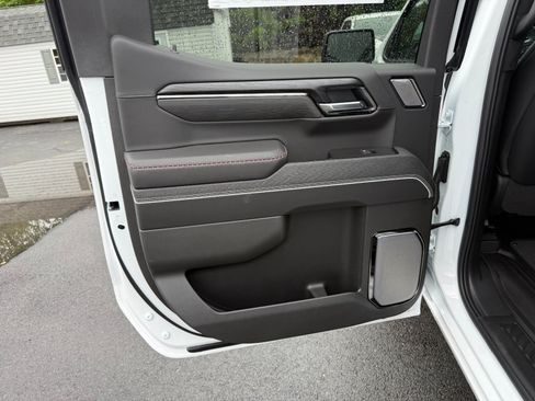 New 2026 GMC Sierra 1500 AT4X AWD/4WD image 18
