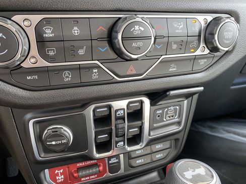New 2026 Jeep Wrangler Unlimited Sport w/ Dual Top Group AWD/4WD image 13