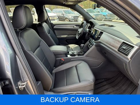 Used 2023 Volkswagen Atlas Cross Sport SE AWD/4WD image 18