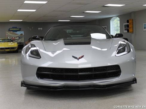 Used 2015 Chevrolet Corvette Stingray Convertible w/ 3LT Preferred Equipment Group RWD image 7