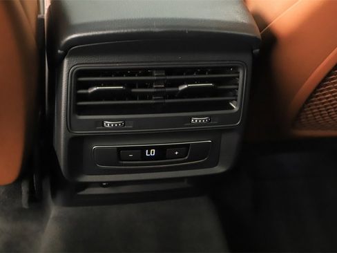 Used 2021 Audi Q7 3.0T Premium w/ Convenience Package image 22