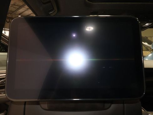 Certified 2024 GMC Yukon XL Denali w/ Denali Reserve Package image 32