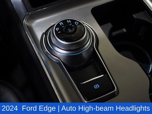Used 2024 Ford Edge Titanium image 24