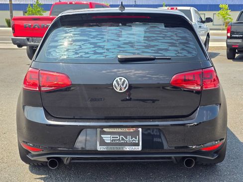 Used 2017 Volkswagen GTI SE FWD image 7