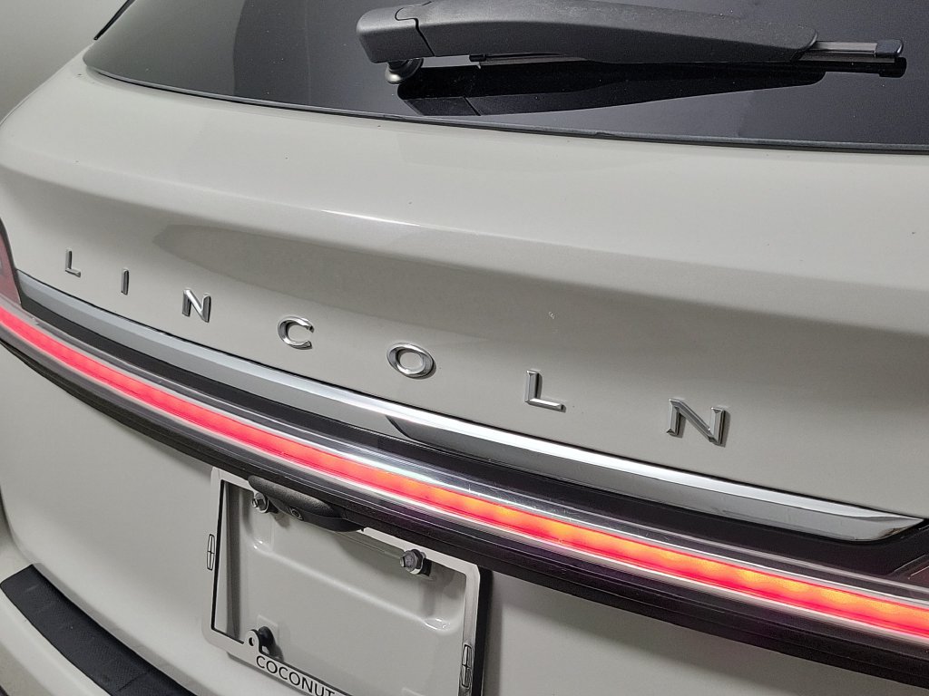 Certified 2023 Lincoln Nautilus Reserve AWD/4WD image 5